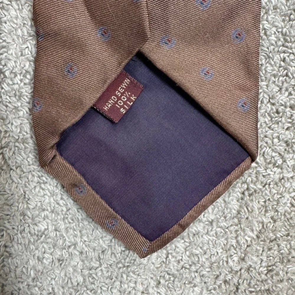 G. Brooke Jordan Marsh Mens Silk Tie Brown Medallion Hand Sewn Vintage Pattern